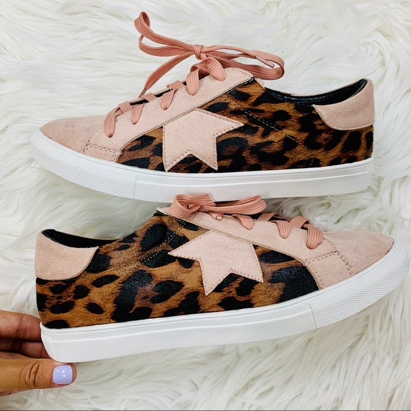 Pink leopard star sneaker - Picture 5 of 10